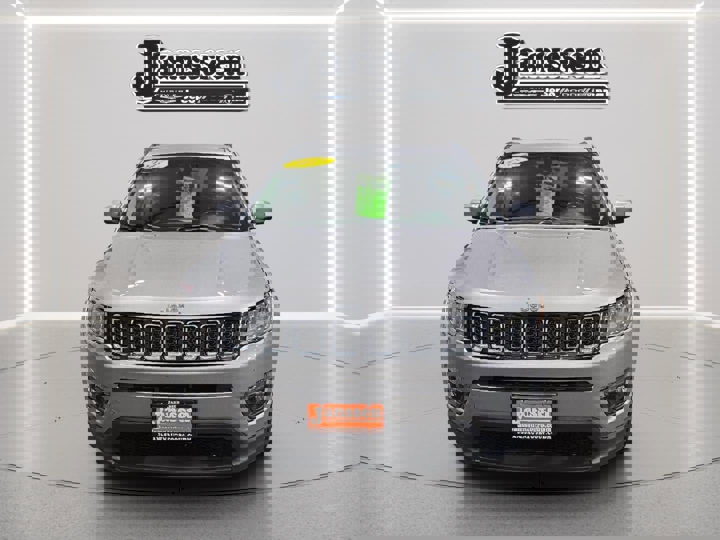 Used 2017 Jeep Compass Latitude w/ Safe & Security Group image 7