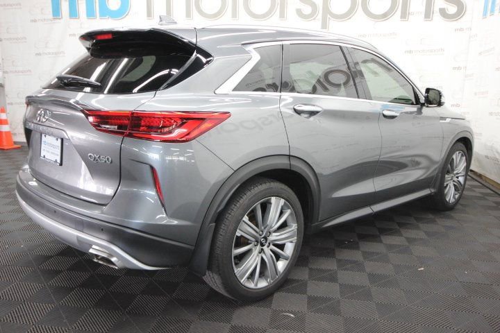 Used 2021 INFINITI QX50 Sensory image 6