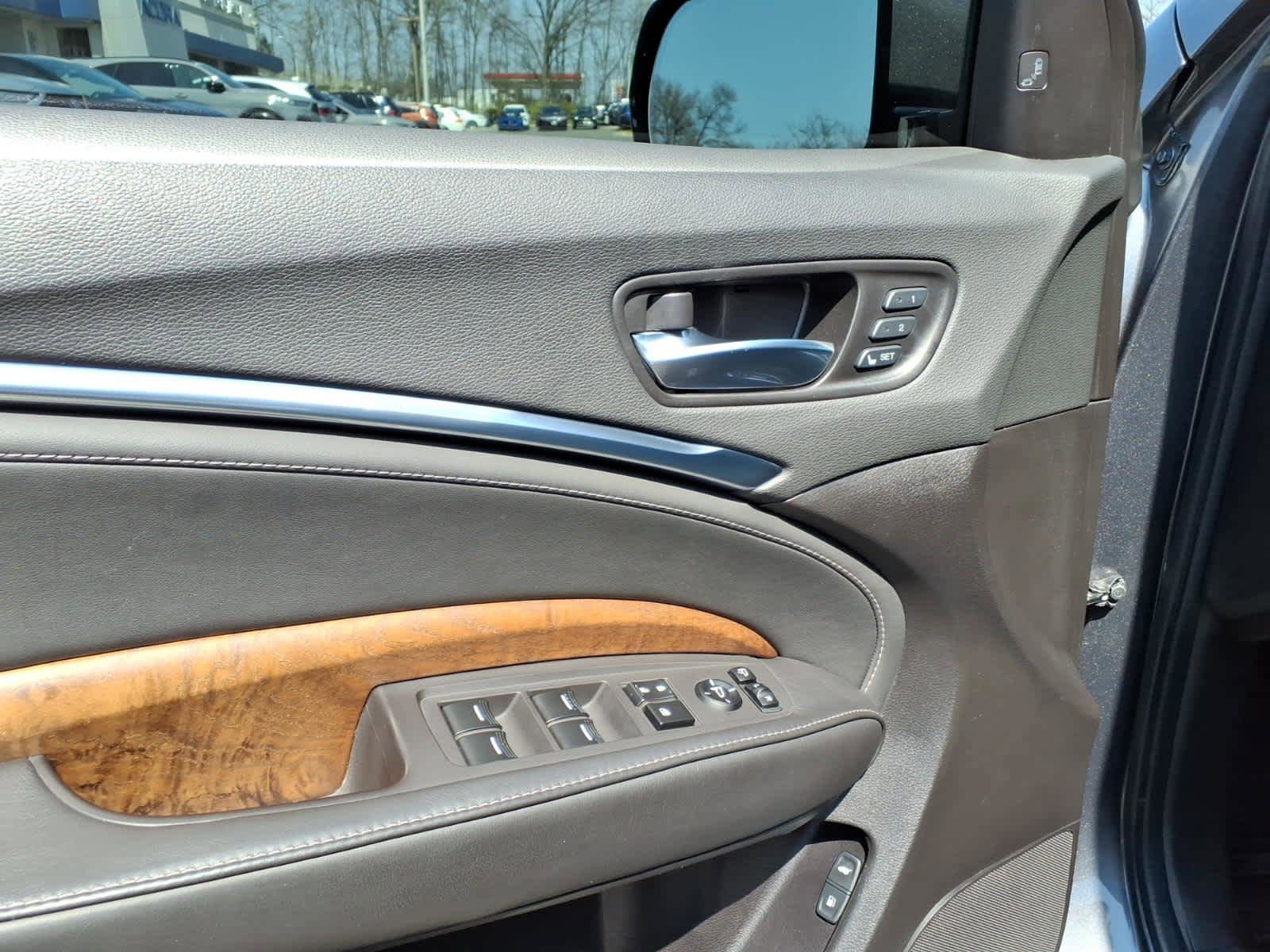 Used 2020 Acura MDX SH-AWD w/ Advance Package image 24