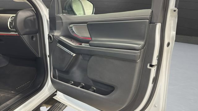 Used 2025 Ford Expedition Platinum AWD/4WD image 34