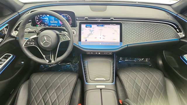 Used 2024 Mercedes-Benz E 450 4MATIC Sedan w/ Airmatic Package image 22