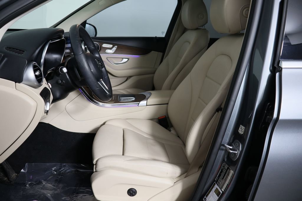 Used 2020 Mercedes-Benz GLC 300 image 13