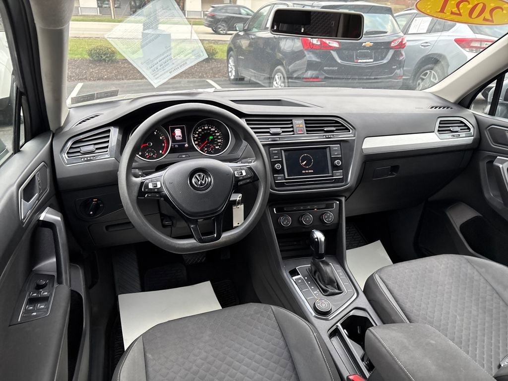 Used 2021 Volkswagen Tiguan S image 8