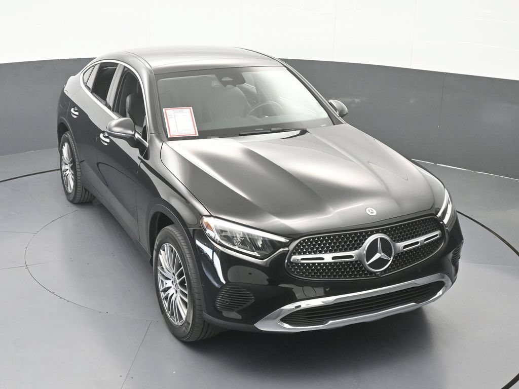Used 2025 Mercedes-Benz GLC 300 4MATIC image 56