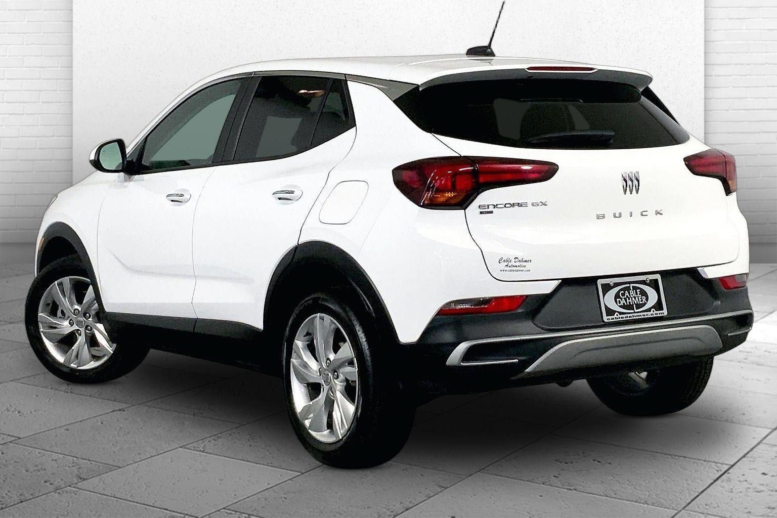 Used 2025 Buick Encore GX Preferred AWD/4WD image 11