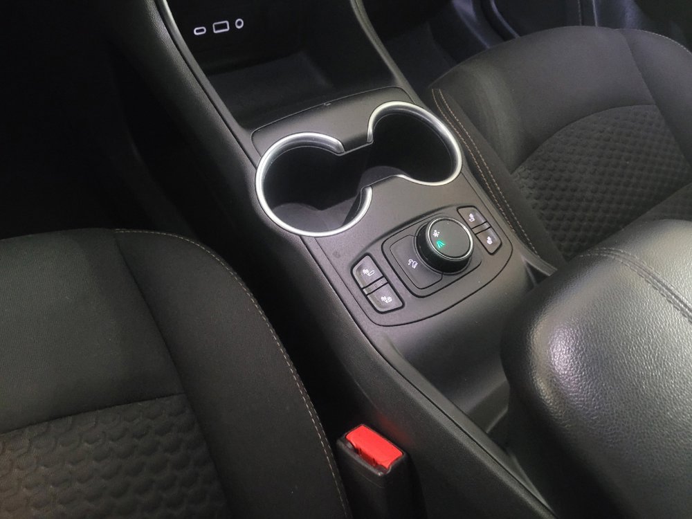 Used 2019 GMC Terrain SLE w/ Driver Convenience Package FWD image 26