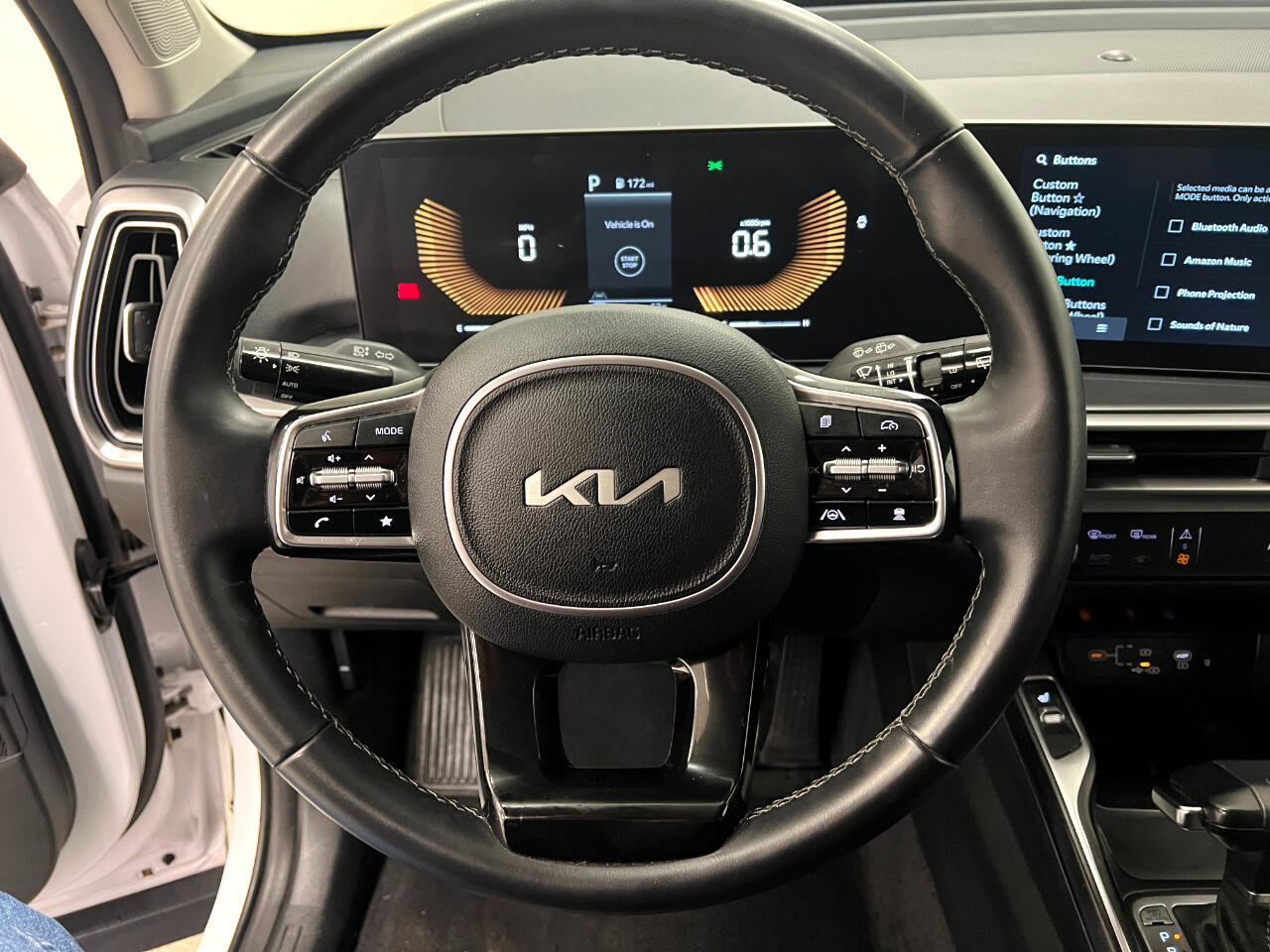 Used 2024 Kia Sorento S image 30