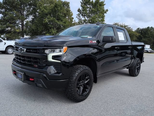 Used 2022 Chevrolet Silverado 1500 LT Trail Boss w/ LPO, Dark Essentials Package AWD/4WD image 8