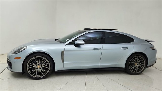 Used 2023 Porsche Panamera Platinum Edition image 3