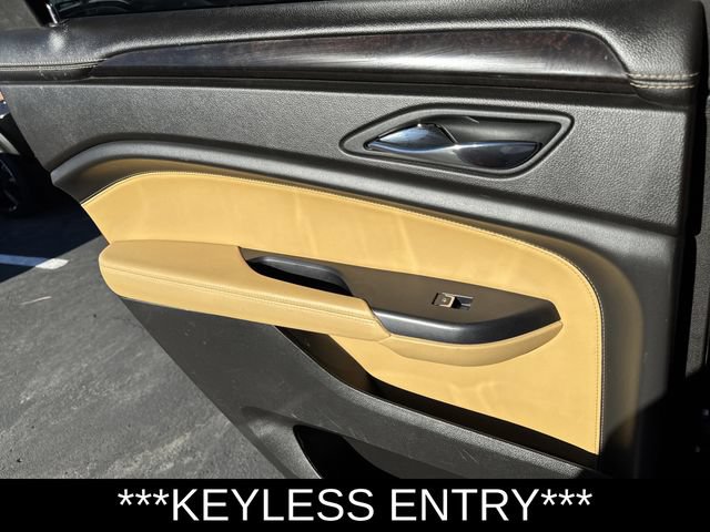 Used 2014 Cadillac SRX Luxury AWD/4WD image 12
