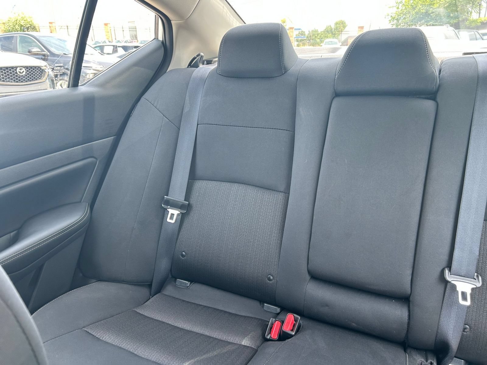 Used 2025 Nissan Altima 2.5 SV FWD image 34