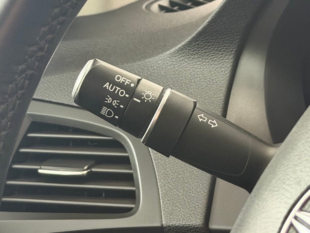 Used 2020 Acura MDX SH-AWD w/ Technology Package image 15