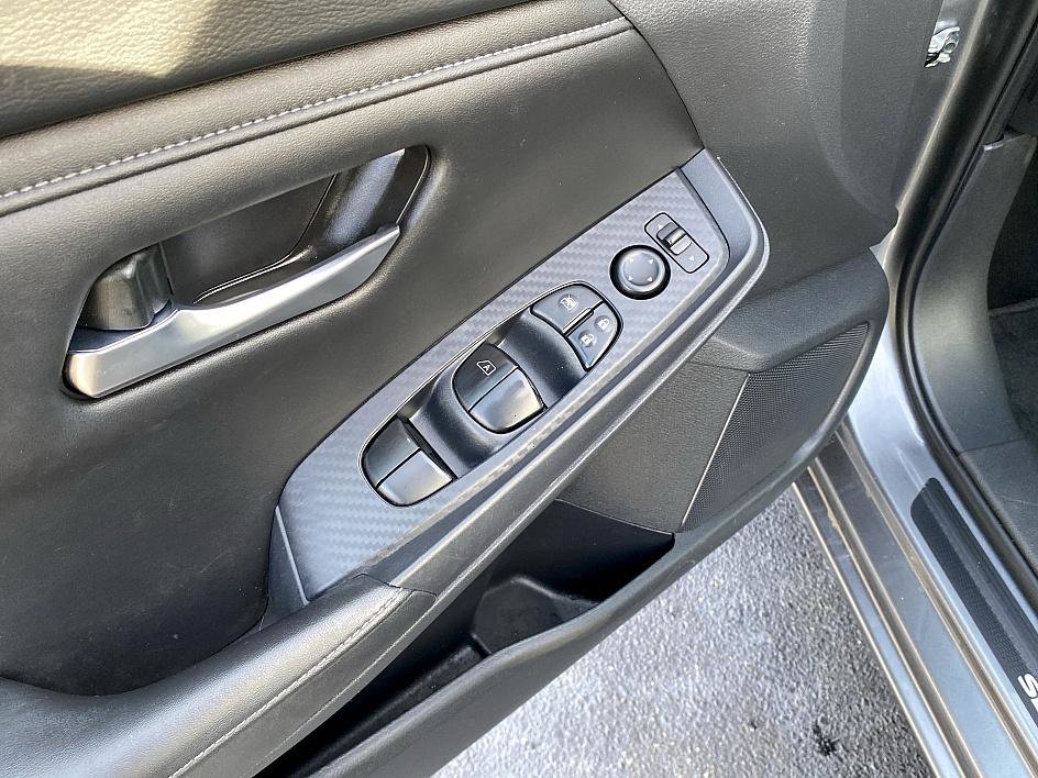 Used 2024 Nissan Sentra SV image 16