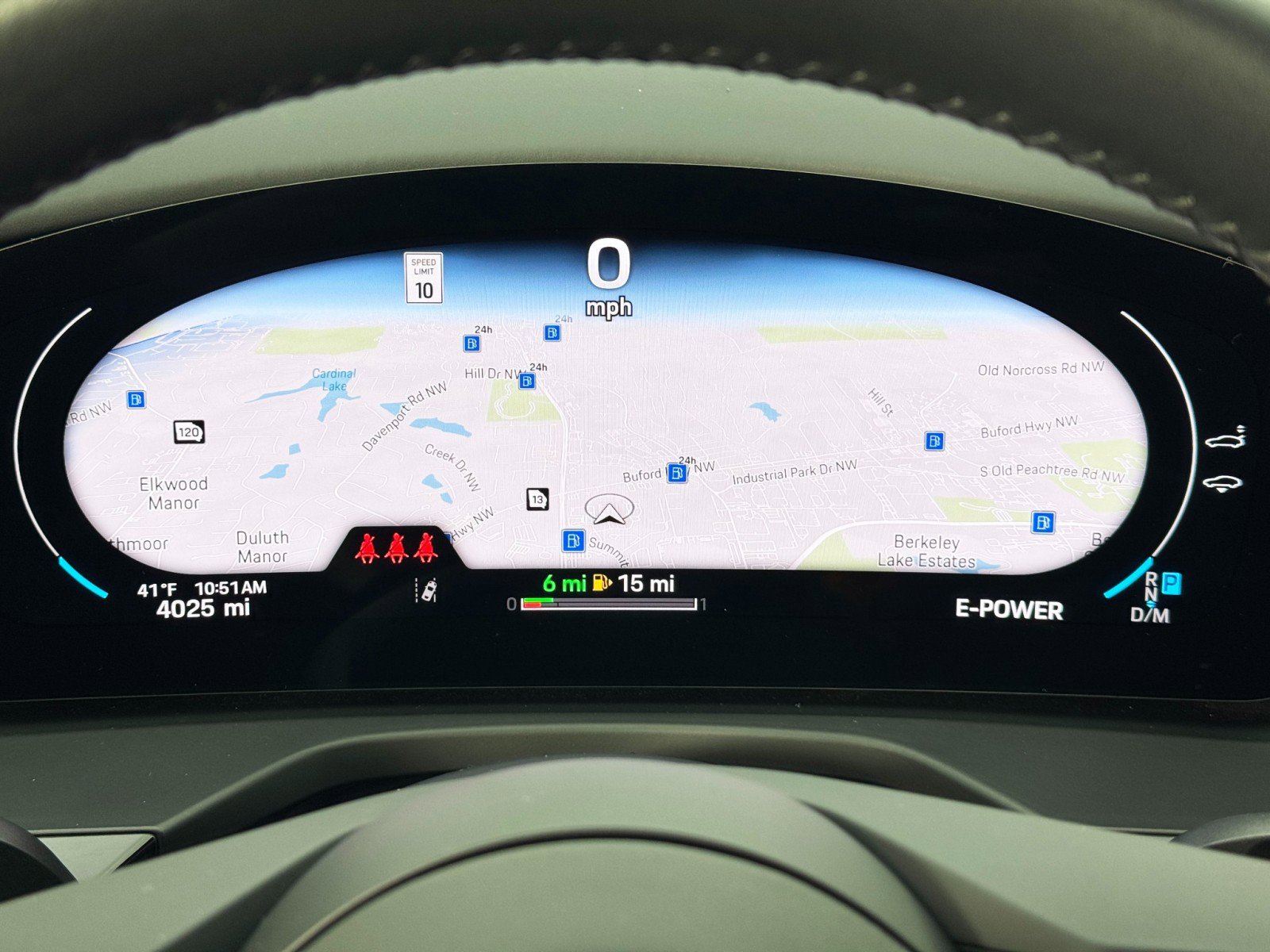 Used 2025 Porsche Panamera 4S w/ Premium Package image 19