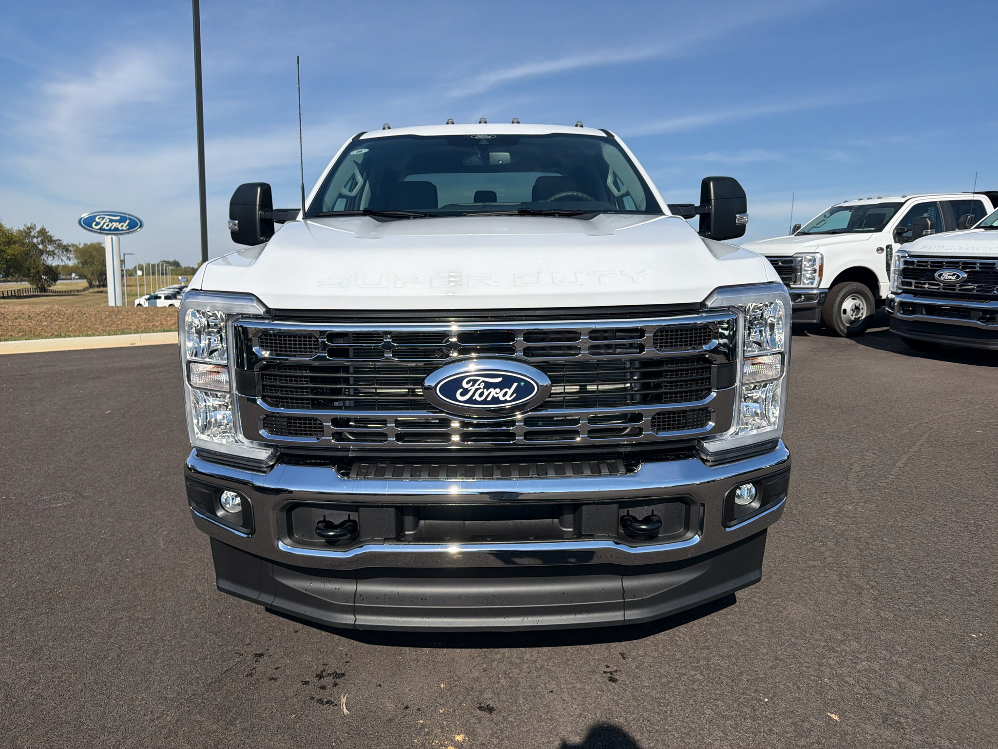 New 2027 Ford F250 XLT AWD/4WD image 2