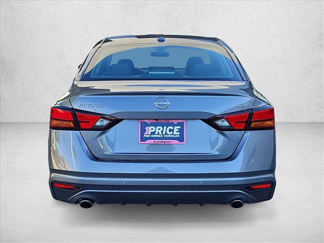 Used 2023 Nissan Altima 2.5 SV w/ SV Premium Package FWD image 7