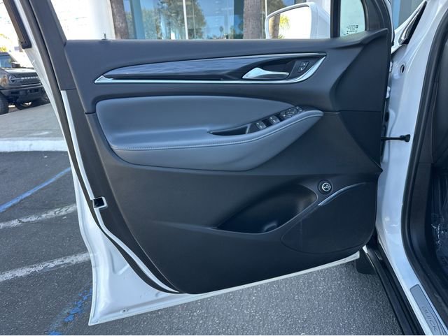 Used 2019 Buick Enclave Essence image 35