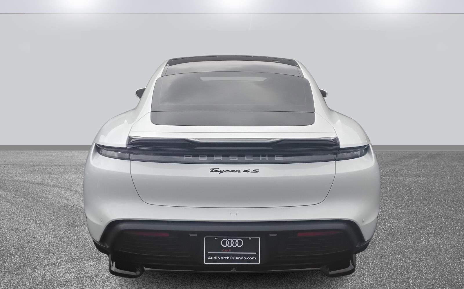 Used 2020 Porsche Taycan 4S image 5