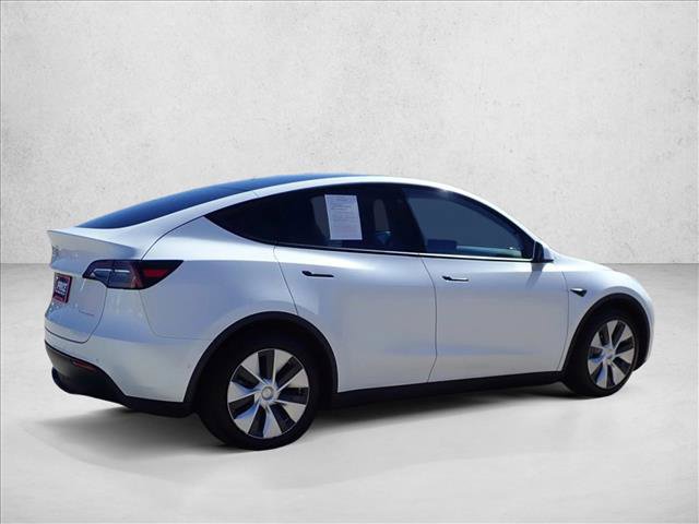 Used 2021 Tesla Model Y Long Range image 4