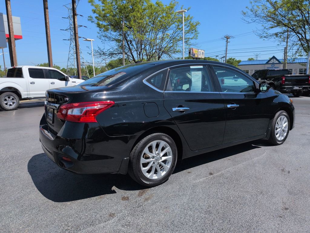 Used 2018 Nissan Sentra SV w/ Premium Package (P01) image 5