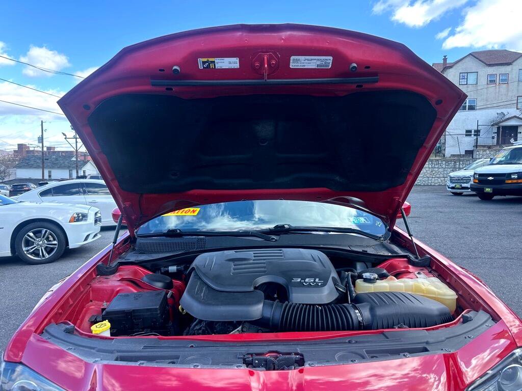 Used 2016 Chrysler 300 S image 35