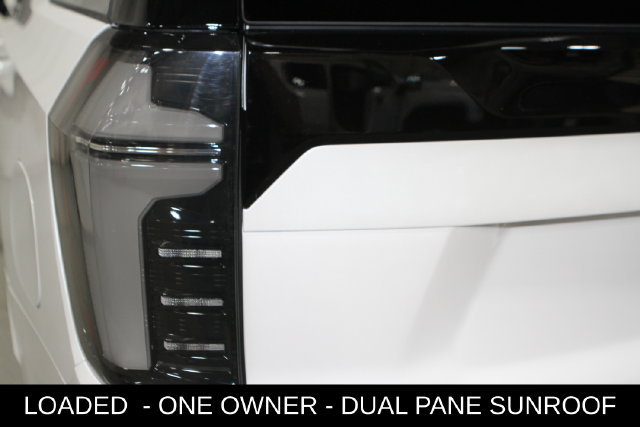 Used 2025 Chevrolet Tahoe Z71 w/ Comfort Package AWD/4WD image 34