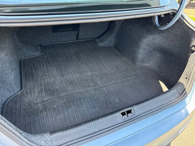 Used 2015 Chrysler 200 Limited FWD image 21