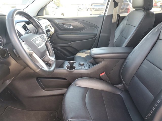 Used 2024 GMC Terrain SLT image 19