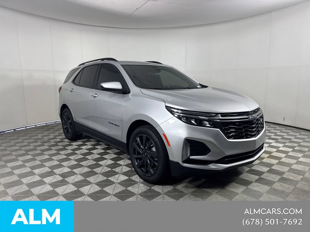 Used 2022 Chevrolet Equinox RS w/ LPO, Floor Liner Package FWD image 3