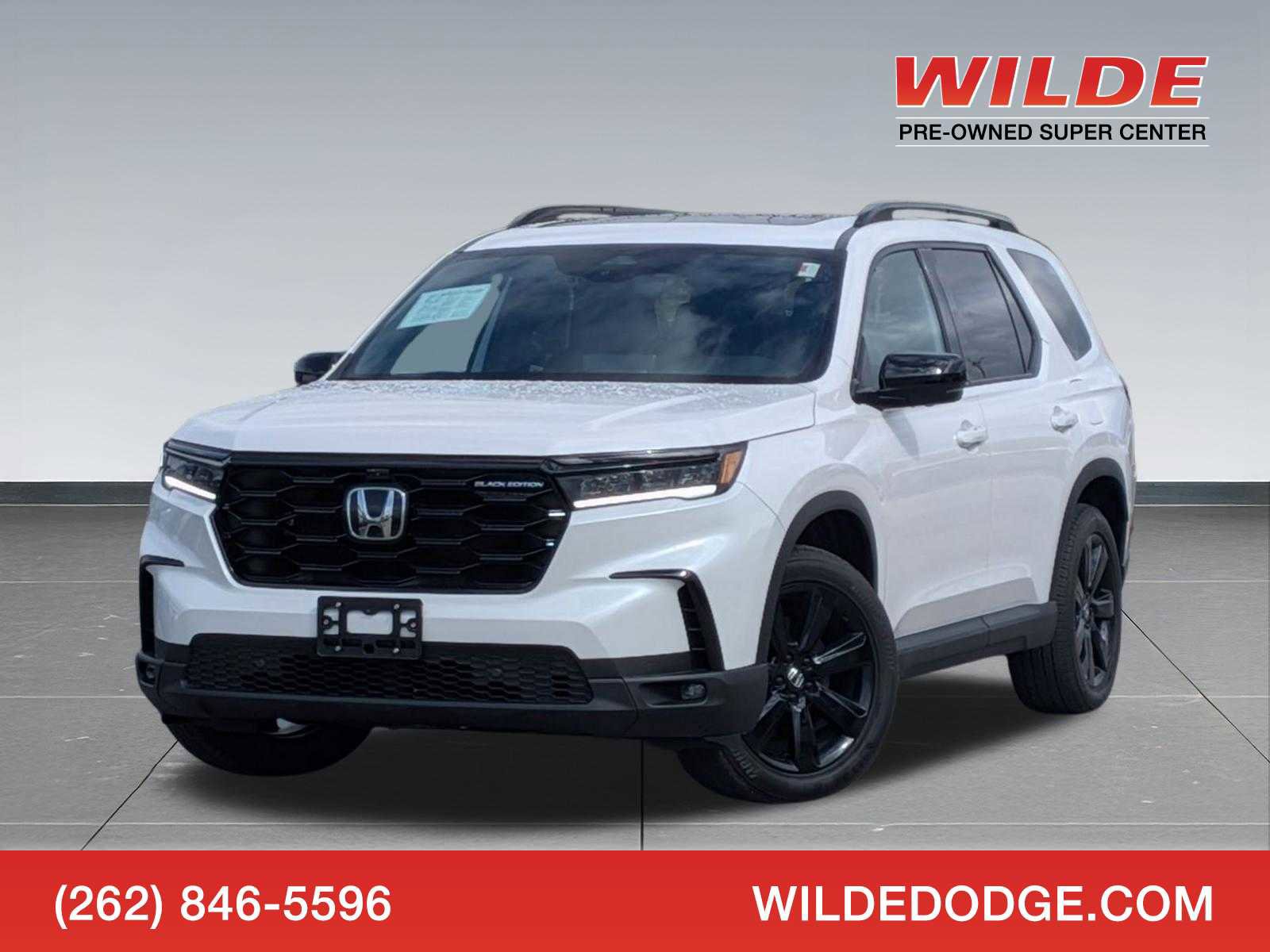 Used 2025 Honda Pilot Black Edition image 1