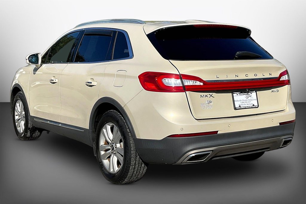Used 2016 Lincoln MKX Premiere w/ Cargo Utility Package AWD/4WD image 4