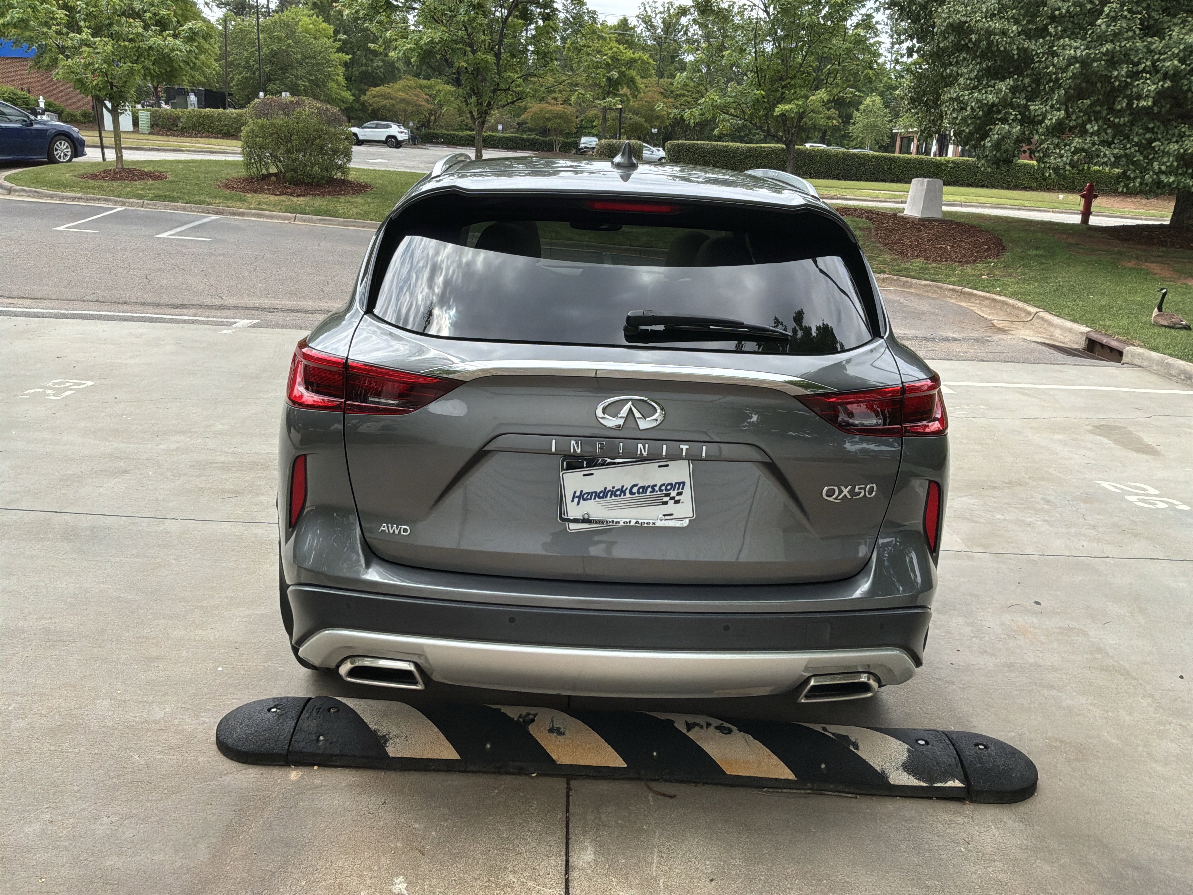 Used 2021 INFINITI QX50 Sensory AWD/4WD image 9
