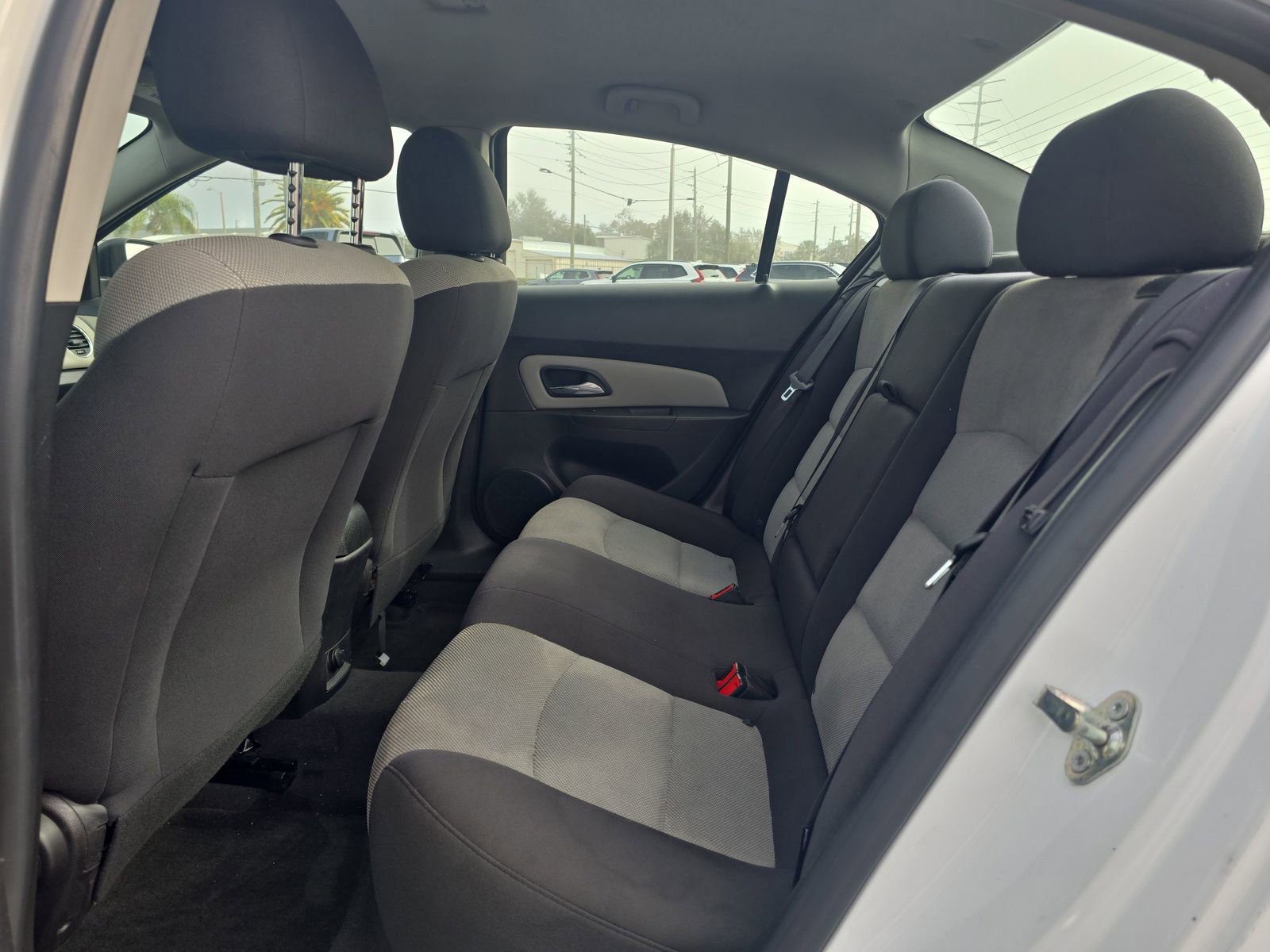 Used 2014 Chevrolet Cruze LS image 13