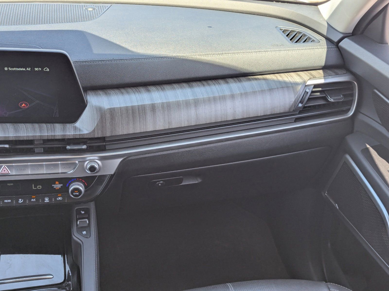 Used 2023 Kia Telluride EX image 18