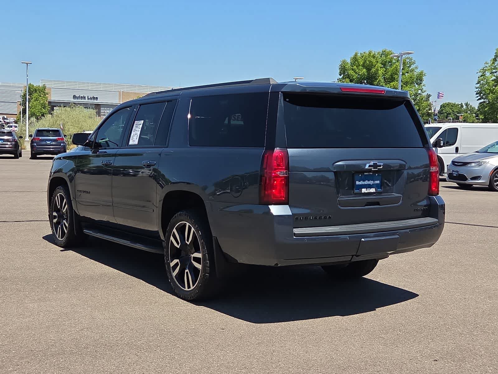 Used 2019 Chevrolet Suburban Premier AWD/4WD image 12