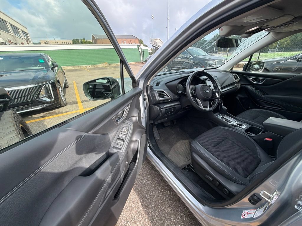 Used 2020 Subaru Forester Premium w/ Popular Package #1 AWD/4WD image 9