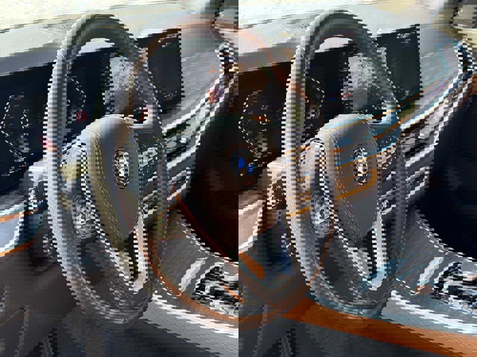 Used 2024 BMW X5 xDrive40i image 2