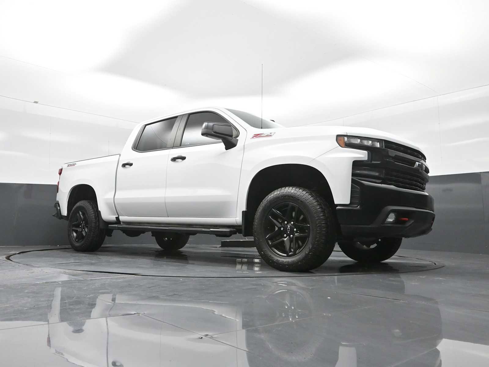 Used 2021 Chevrolet Silverado 1500 LT Trail Boss w/ Convenience Package II image 23