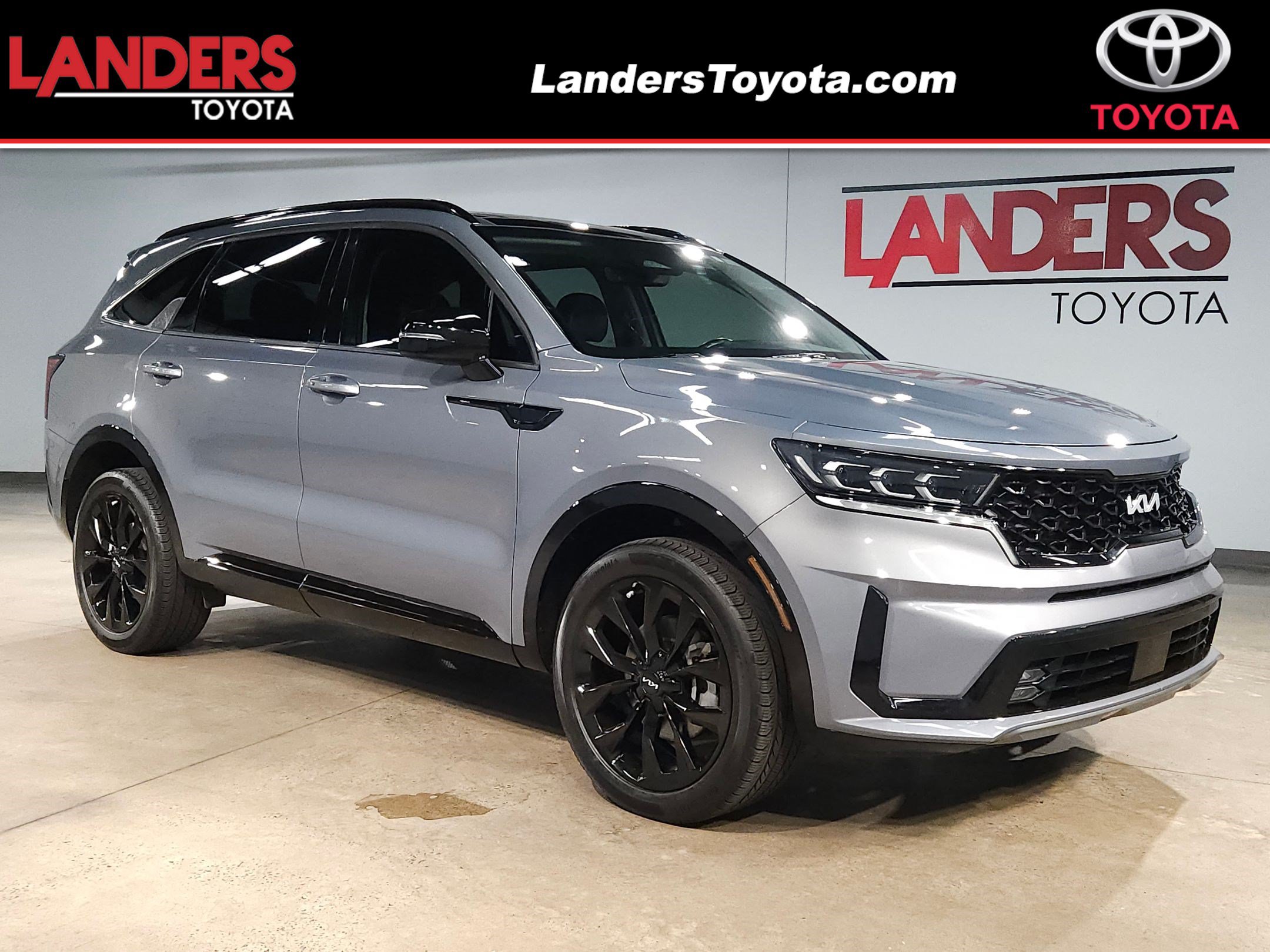 Used 2023 Kia Sorento SX