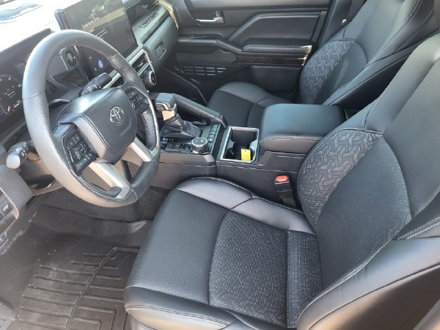 Used 2024 Toyota Tacoma Limited w/ Limited Package (LT) AWD/4WD image 12