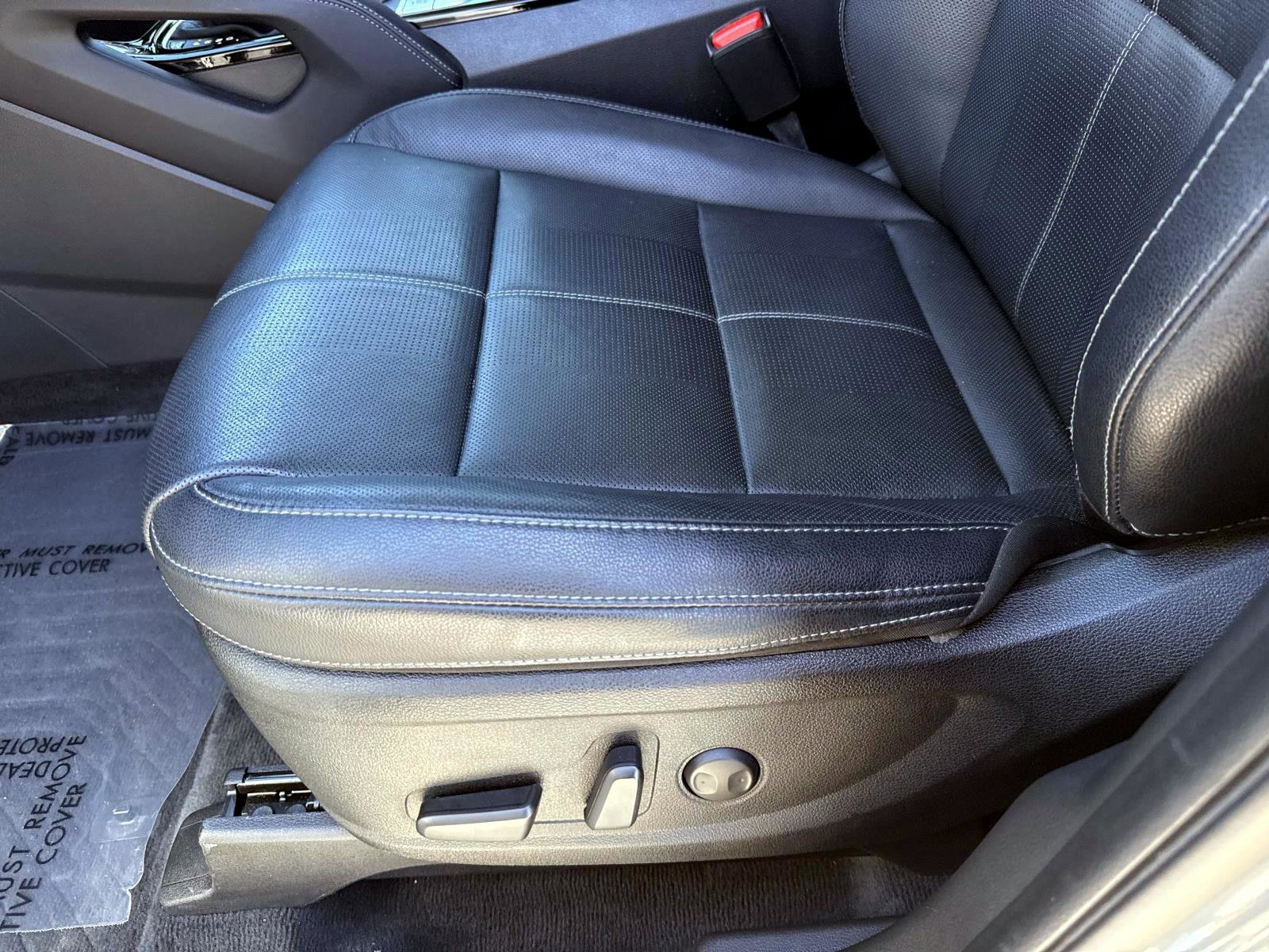 Used 2022 Kia Telluride EX w/ EX Premium Package image 18