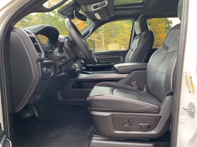 Used 2025 RAM 2500 Laramie AWD/4WD image 41