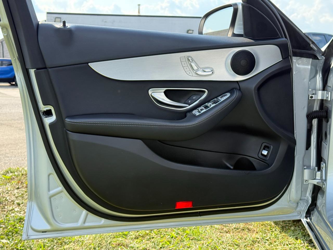 Used 2019 Mercedes-Benz C 300 Sedan image 14