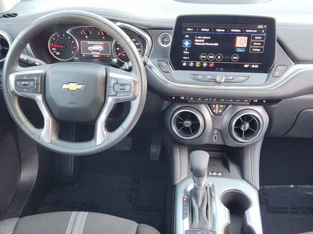 Used 2024 Chevrolet Blazer LT w/ Convenience Package FWD image 27