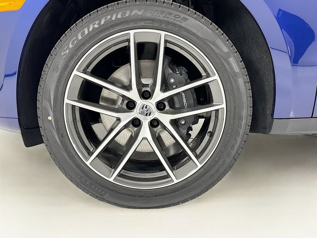 New 2026 Porsche Macan AWD/4WD image 36