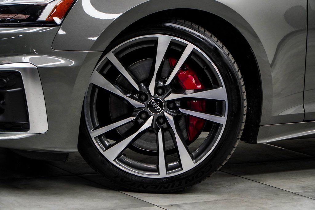 Used 2023 Audi S5 Premium Plus w/ Premium Plus AWD/4WD image 3