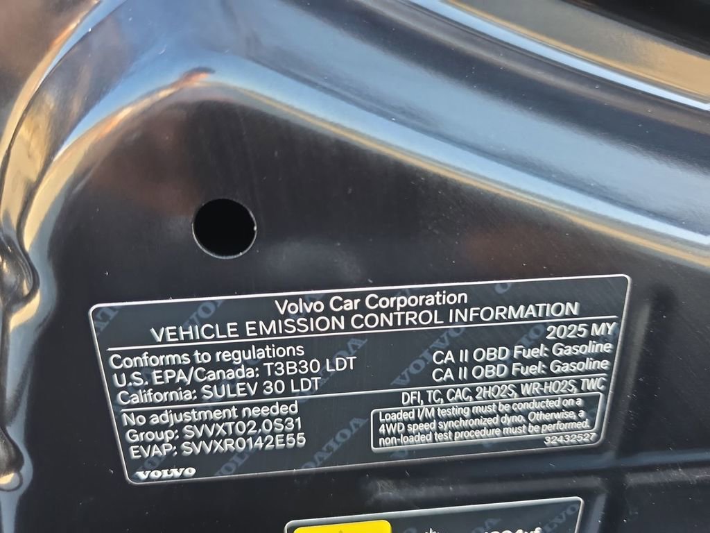 Used 2025 Volvo XC60 B5 Ultra w/ Protection Package Premier image 36