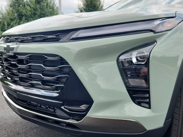 New 2026 Chevrolet Trax ACTIV w/ Sunroof Package FWD image 10