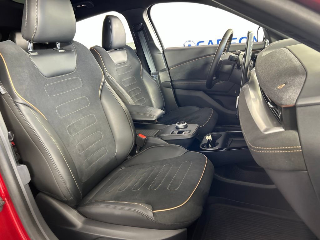 Used 2023 Ford Mustang Mach-E GT AWD/4WD image 18