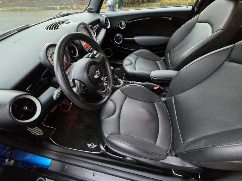 Used 2012 MINI Cooper S image 2